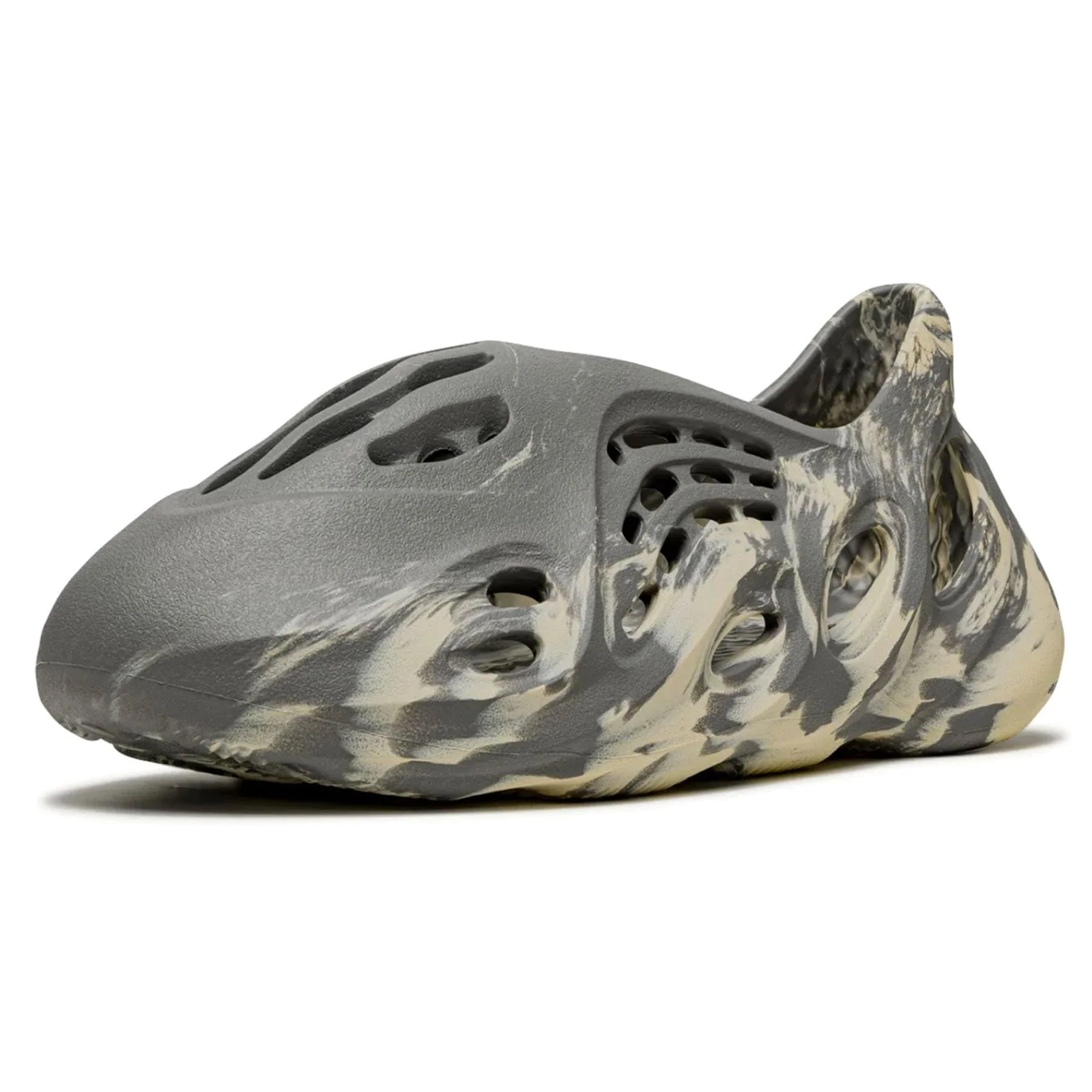 Yeezy Foam Runner 'MXT Moon Grey' - Image 4