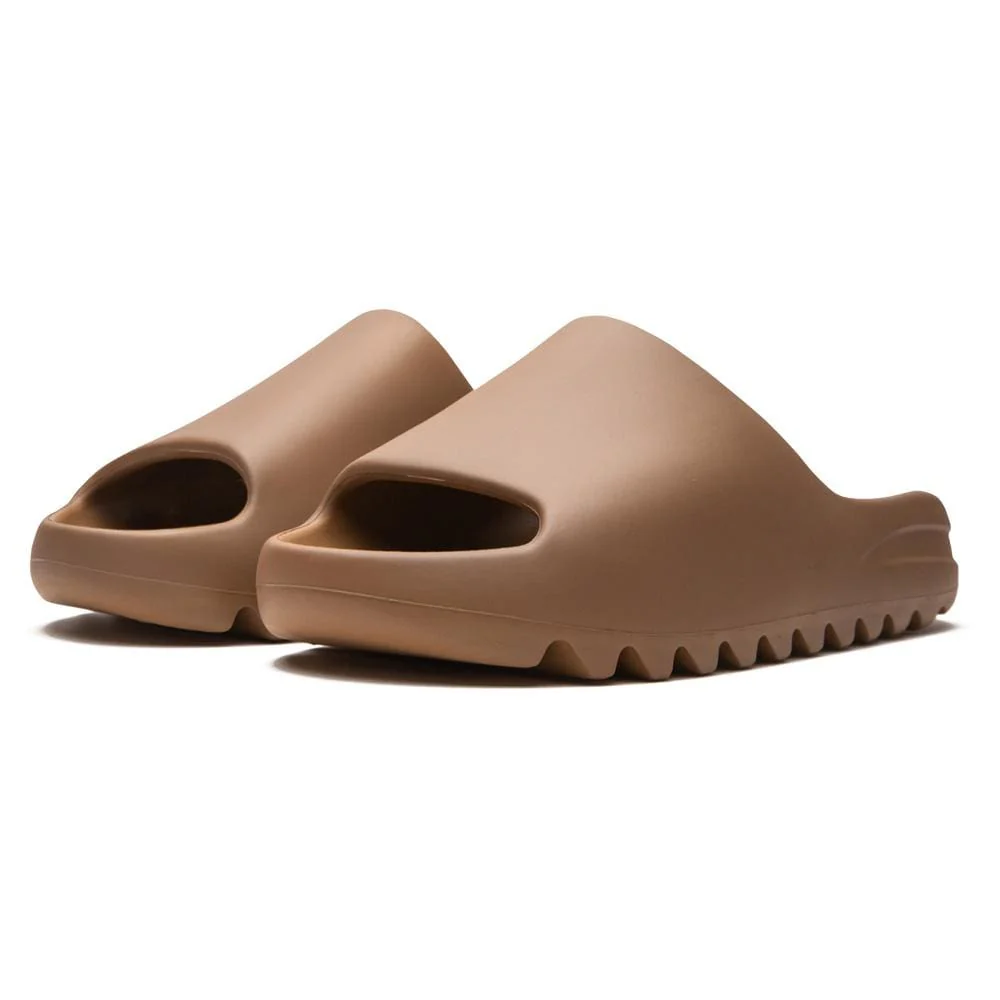 Yeezy Slides 'Core' - Image 2