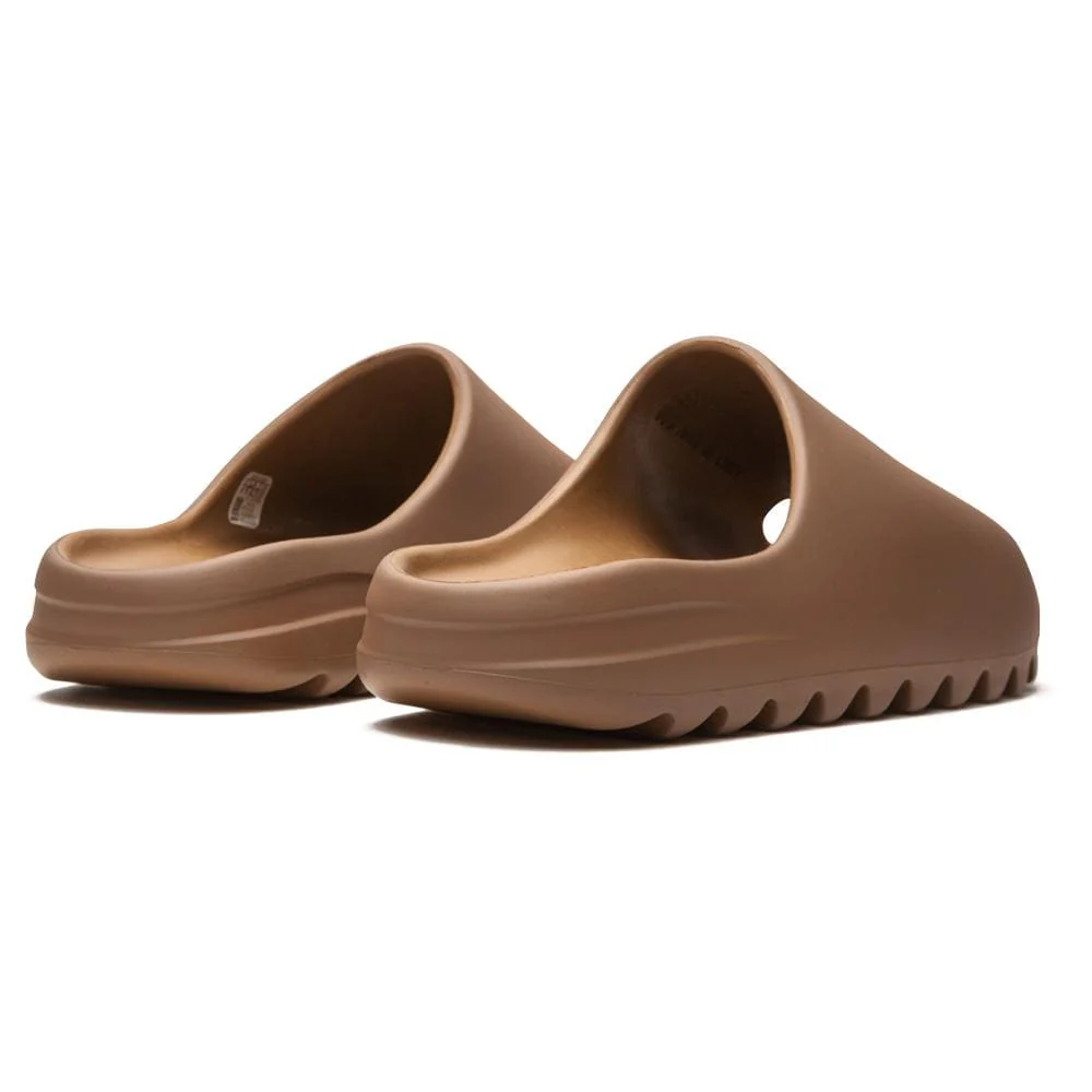 Yeezy Slides 'Core' - Image 3