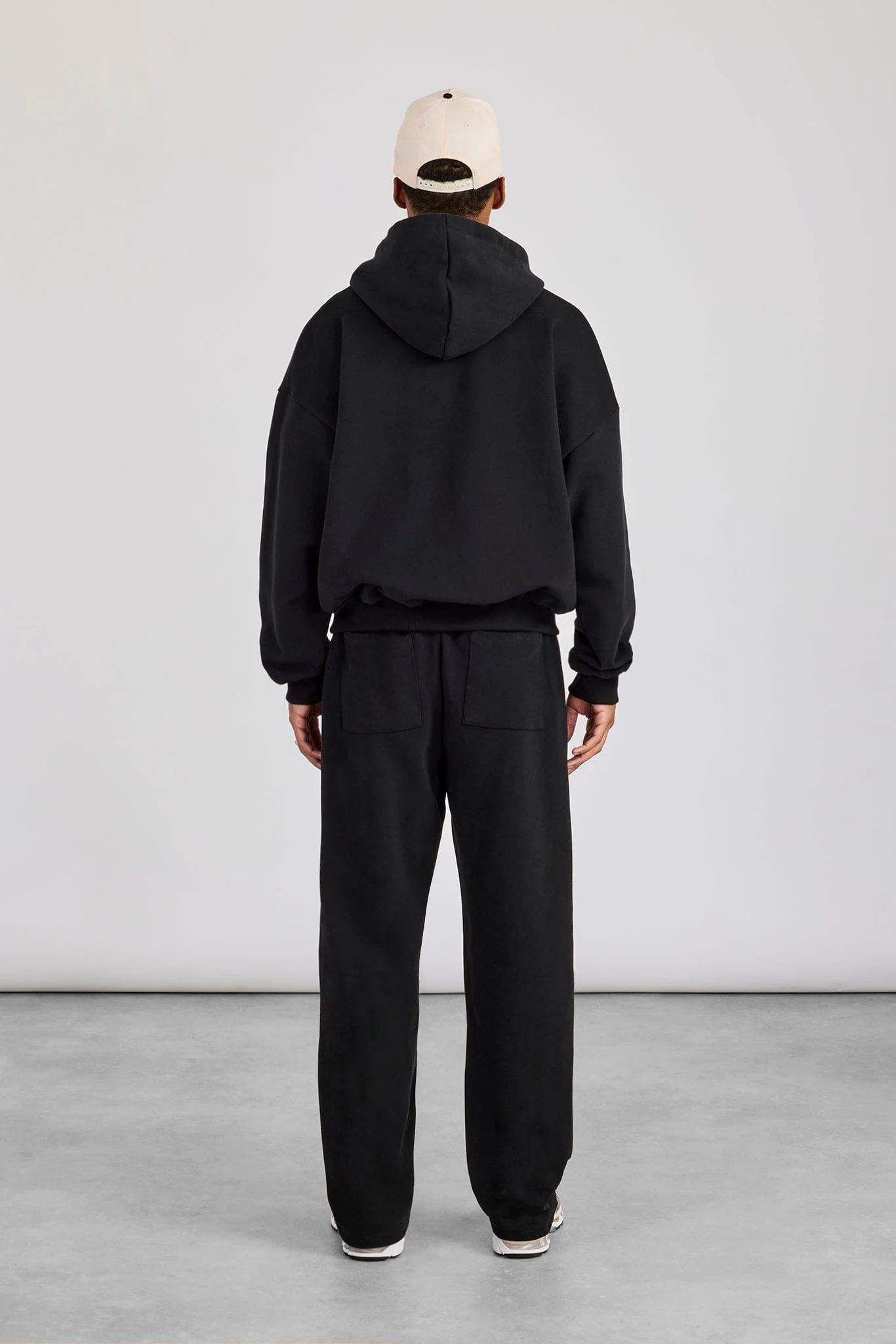 Cernucci Zip Through Boxy Hoodie & Relaxed Jogger - Black - Image 3